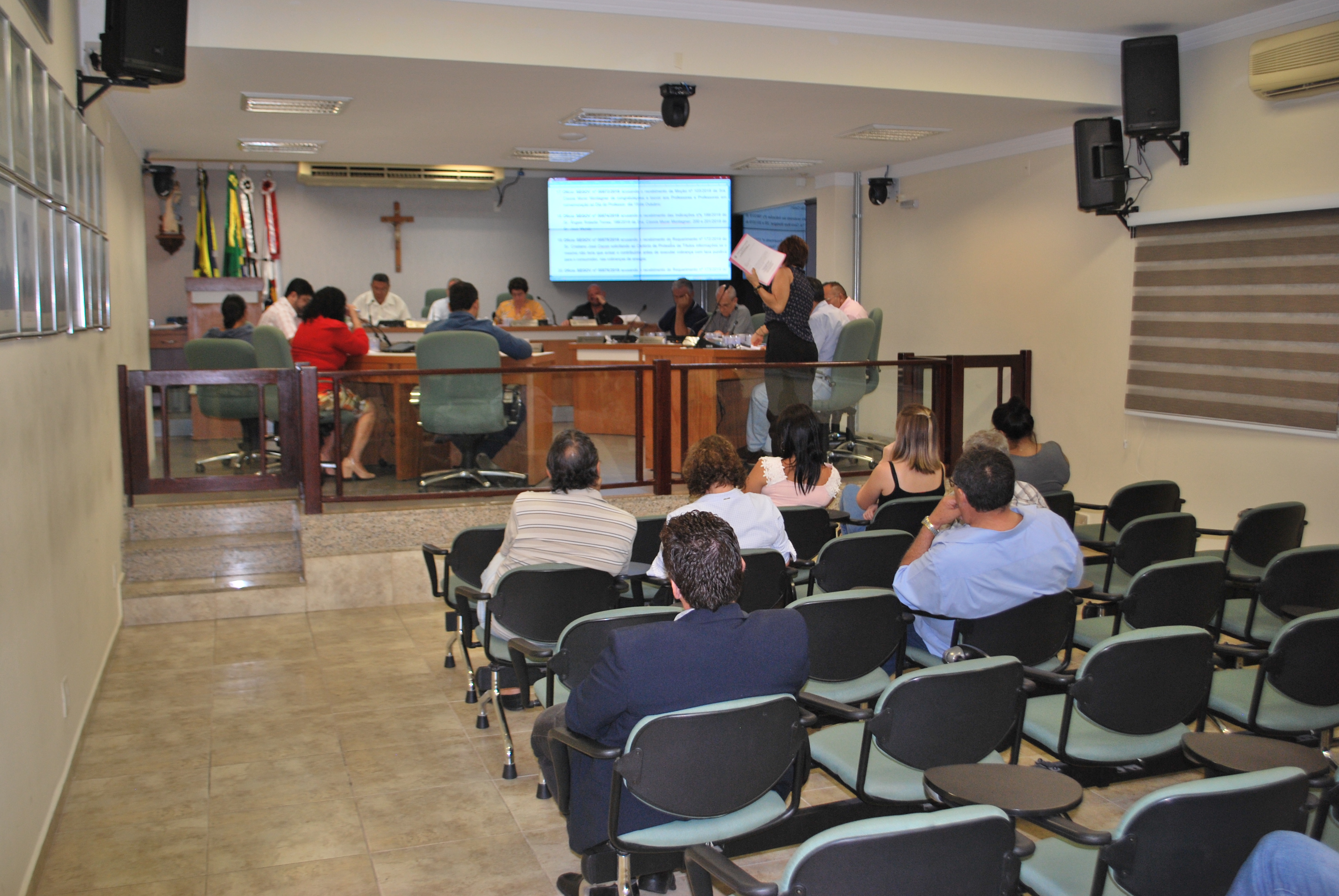 Três projetos serão votados, nesta terça-feira (12), na 26ª sessão ordinária do ano na Câmara Municipal