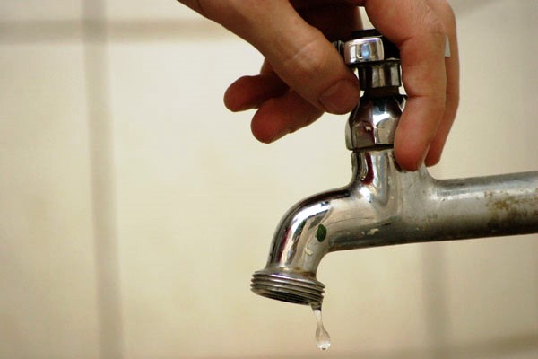 Manutenção em painel elétrico interrompe abastecimento de água nesta terça-feira (23)