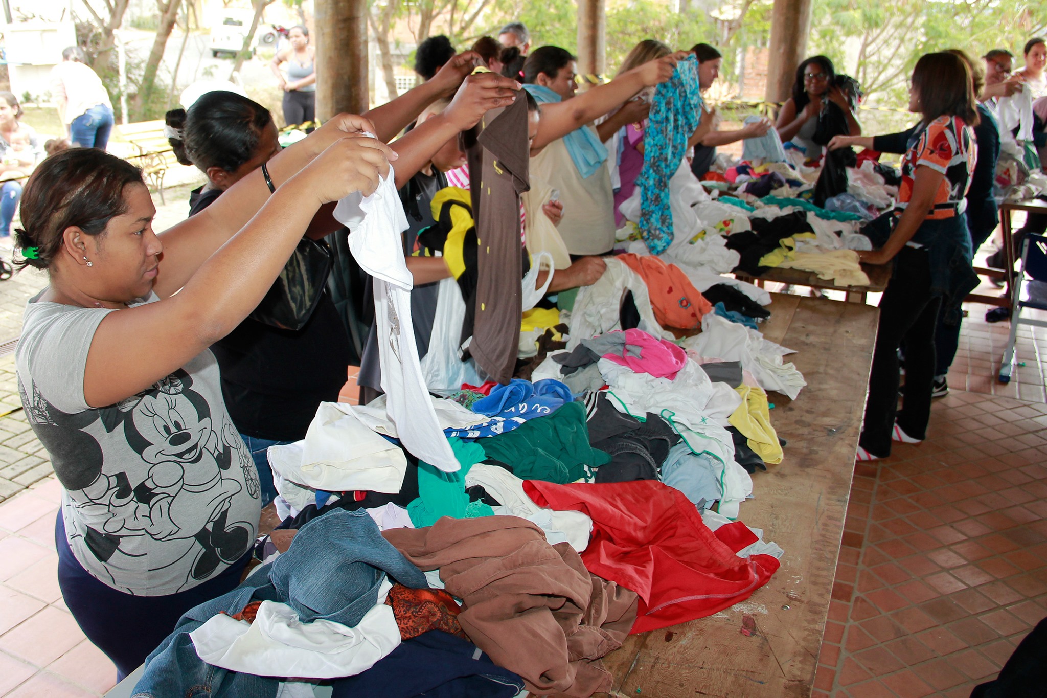 Fundo Social realiza doações de roupas arrecadadas no programa Jaguariúna Solidária