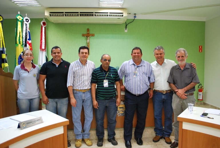 Vereadores Neguita Torres e Gerson do Gás visitam Centro de Equoterapia