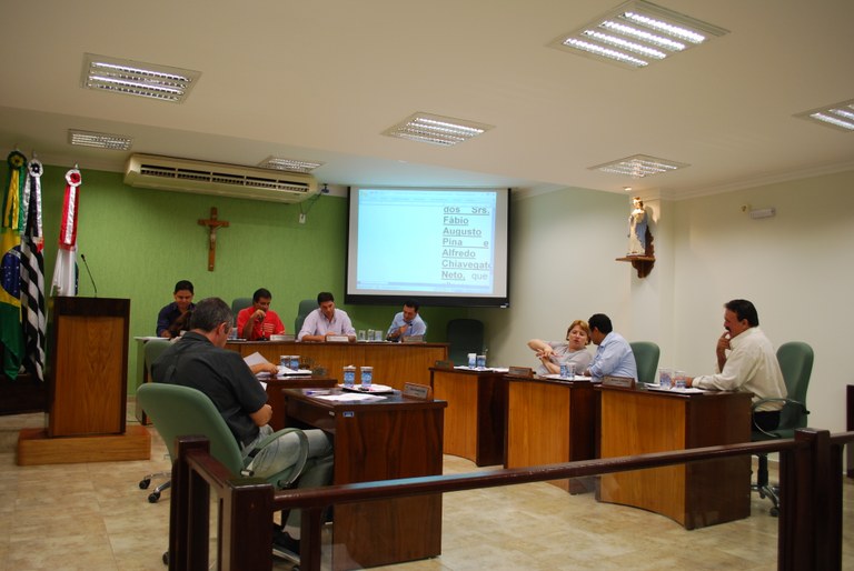Vereadores definem as comissões permanentes para 2011-2012