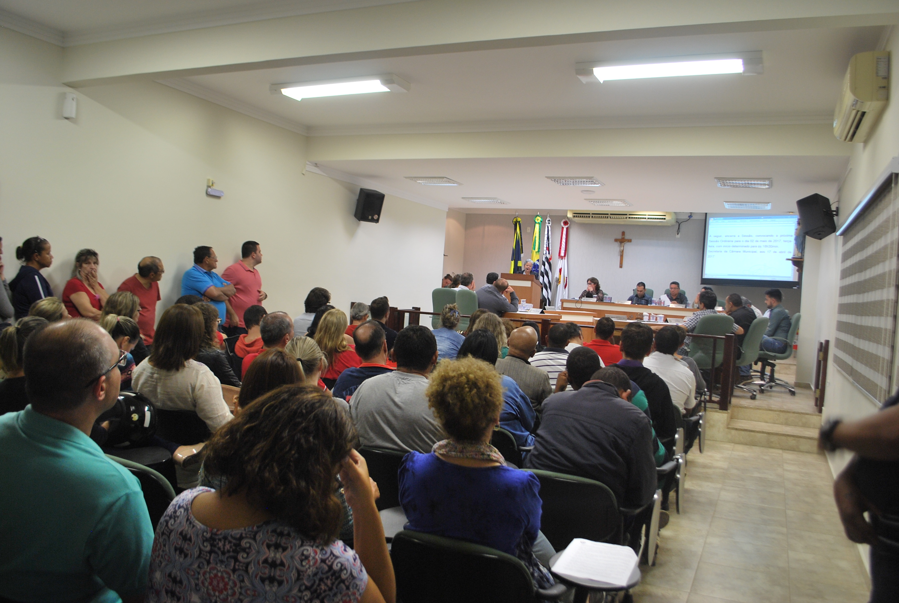 Câmara aprova projeto de reajuste dos vencimentos do funcionalismo municipal