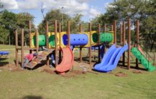 Cássia Murer apresenta moção de louvor por novo playground no Parque dos Lagos