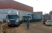 Retirada do tráfego de caminhões na Rua Amoreira é solicitada em requerimento