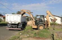Prefeitura realiza coleta de entulho e restos de móveis em três bairros de Jaguariúna