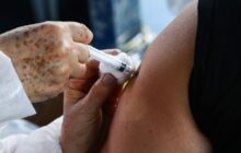 Vacinação de idosos acima de 75 anos começa em 15 de março no estado de São Paulo