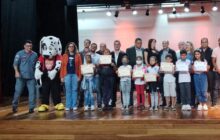 Vereadores prestigiam entrega de certificados do Projeto Bombeiro na Escola