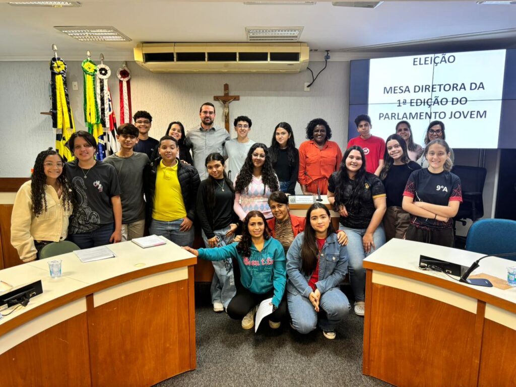 Parlamento Jovem elege mesa diretora