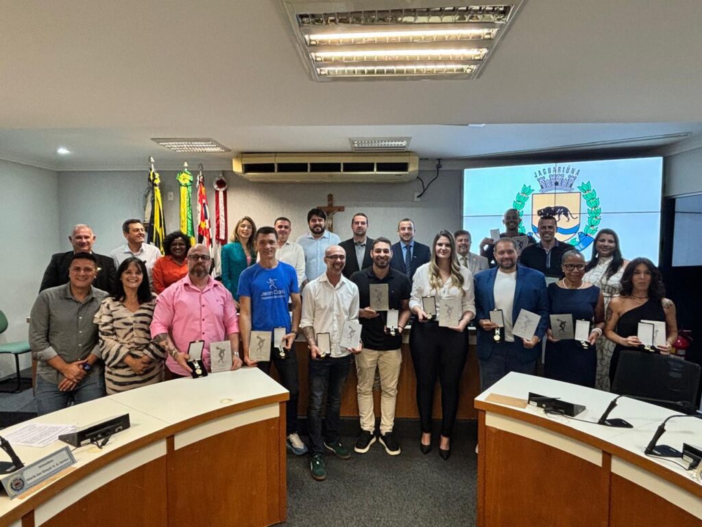 Câmara homenageia profissionais de Educação Física